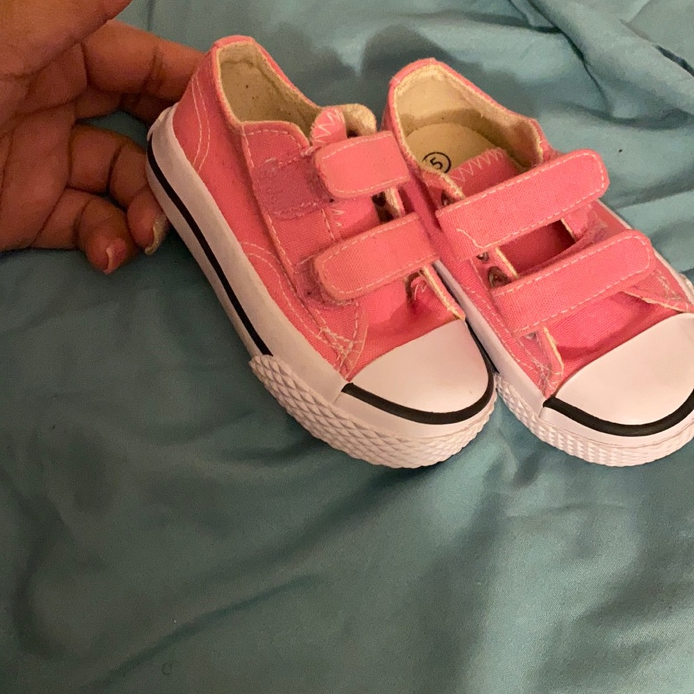 Toddler shoes